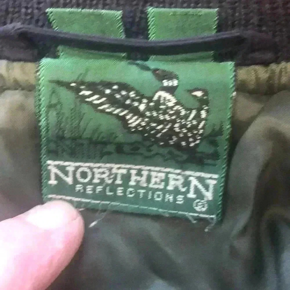 Northern Reflections quilted blue zippered jacket. - Picture 6 of 7